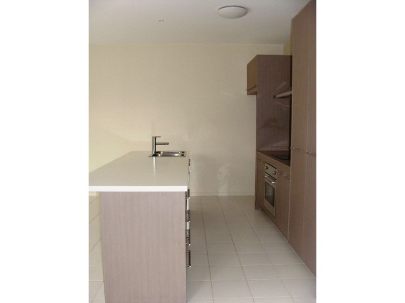 10/6 Egerton Street, Southport QLD 4215