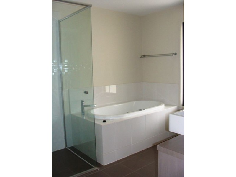 10/6 Egerton Street, Southport QLD 4215