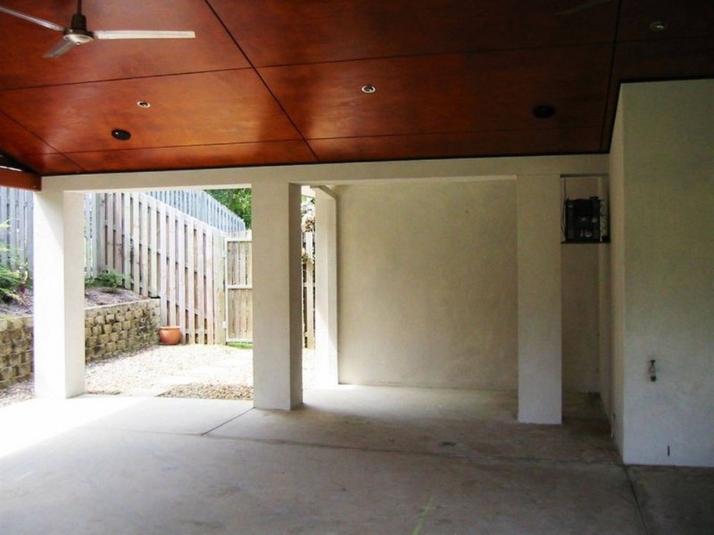 7 Stockman Cres, Mudgeeraba QLD 4213