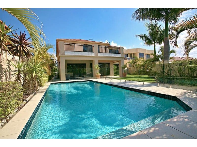 44 Meadowlake Drive, Carrara QLD 4211