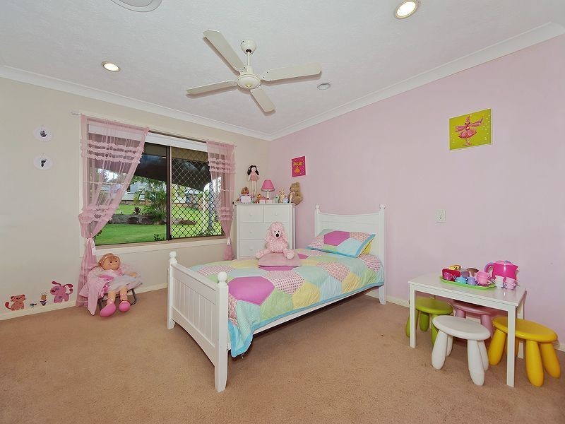 73 Teasdale Drive, Nerang QLD 4211