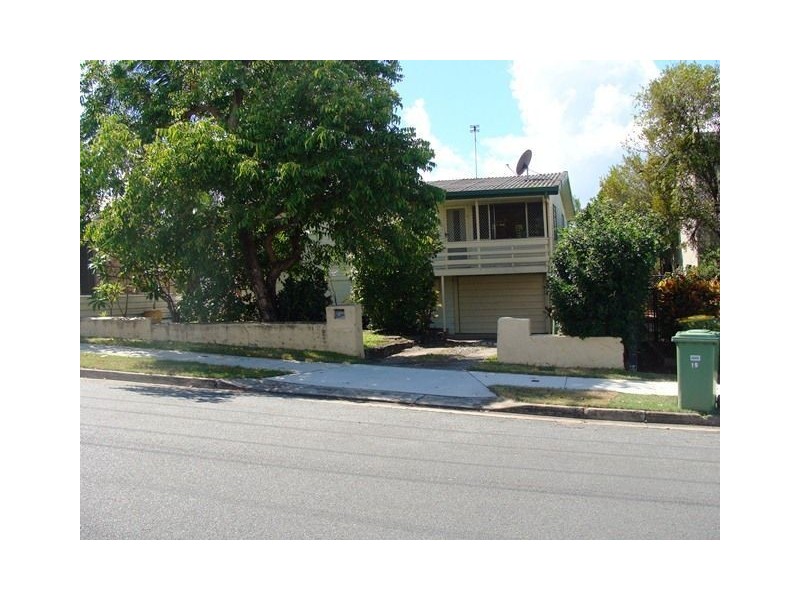 21 Beale Street, Southport QLD 4215