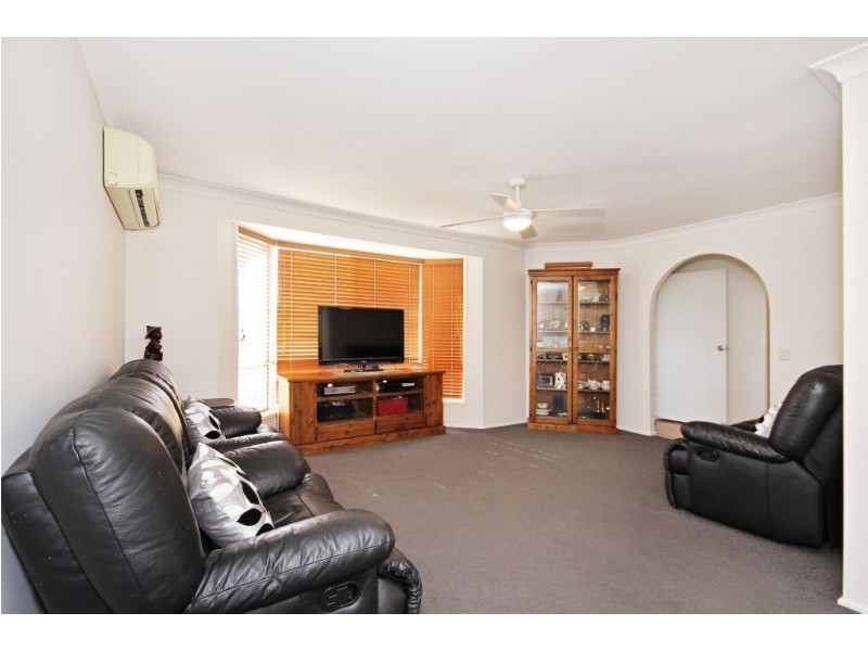 64 Murtha Drive, Elanora QLD 4221