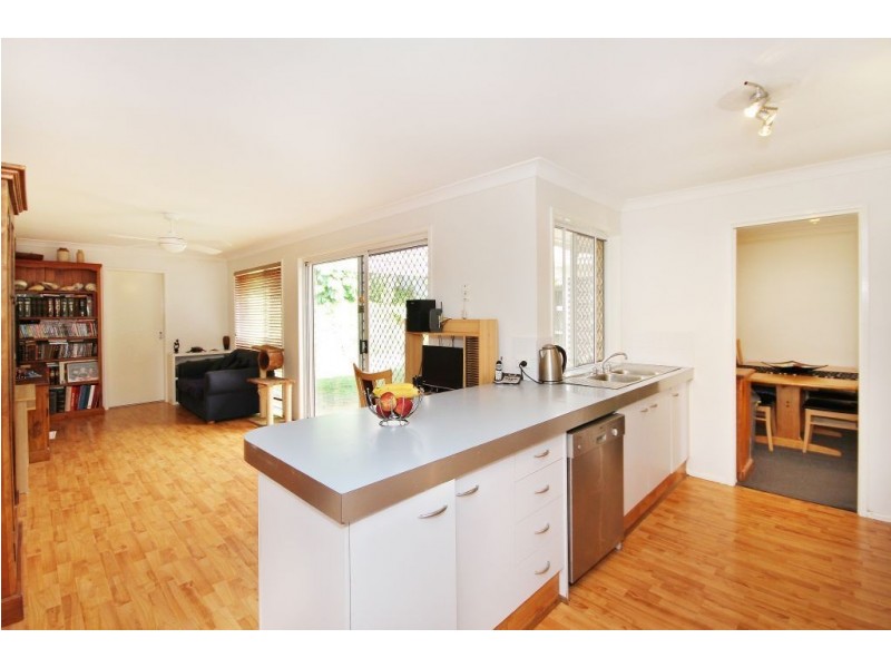 64 Murtha Drive, Elanora QLD 4221