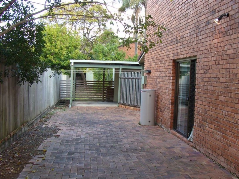 4/57 Benowa Road, Southport QLD 4215