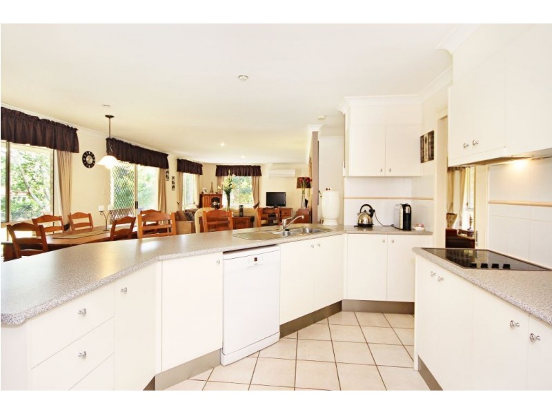 39 White Ash Road, Bonogin QLD 4213