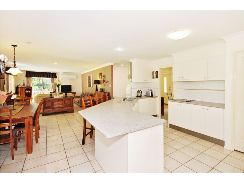 39 White Ash Road, Bonogin QLD 4213