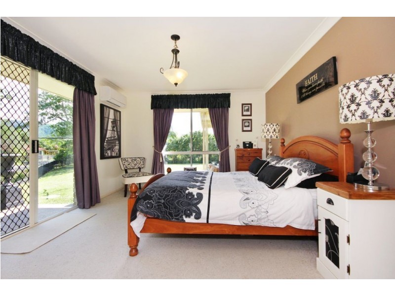 39 White Ash Road, Bonogin QLD 4213