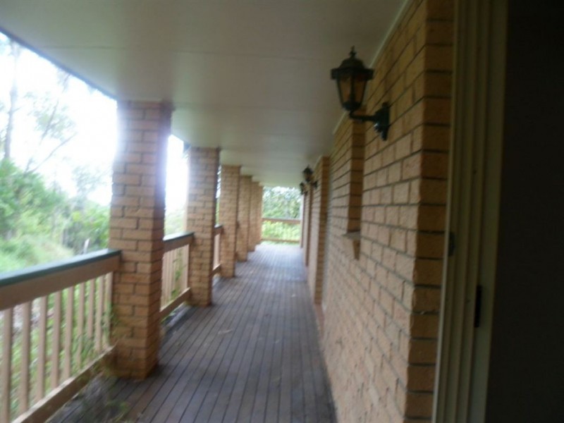 1 Amulla Dr, Mudgeeraba QLD 4213