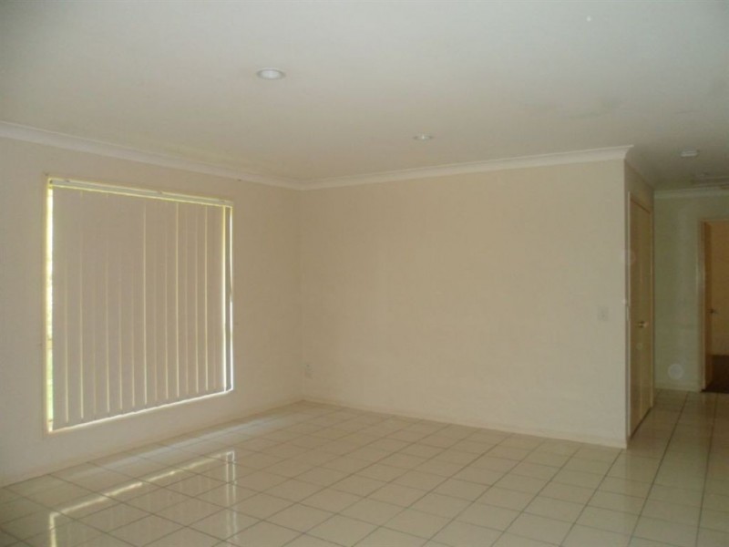 1 Amulla Dr, Mudgeeraba QLD 4213