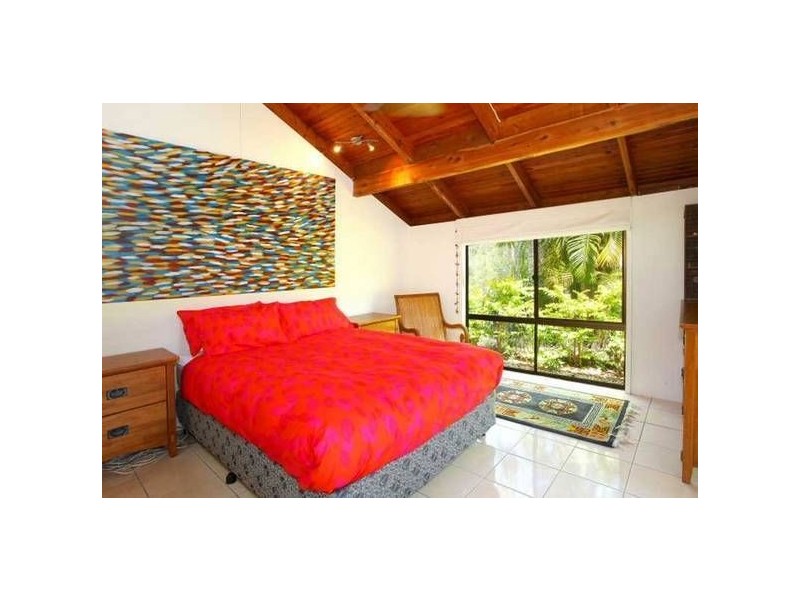 2 Narrabundah Street, Mudgeeraba QLD 4213