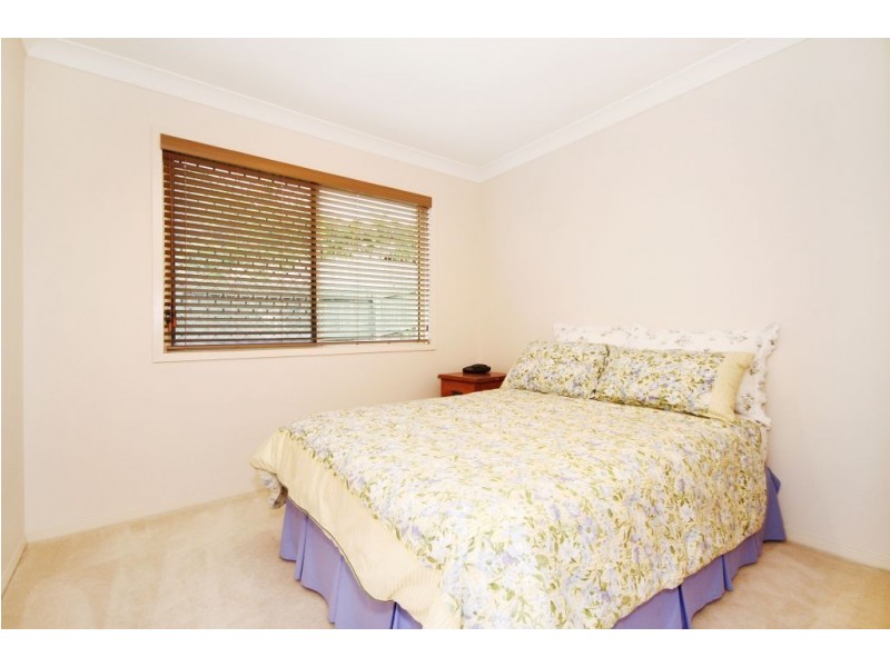 2 Tillys Place, Burleigh Heads QLD 4220
