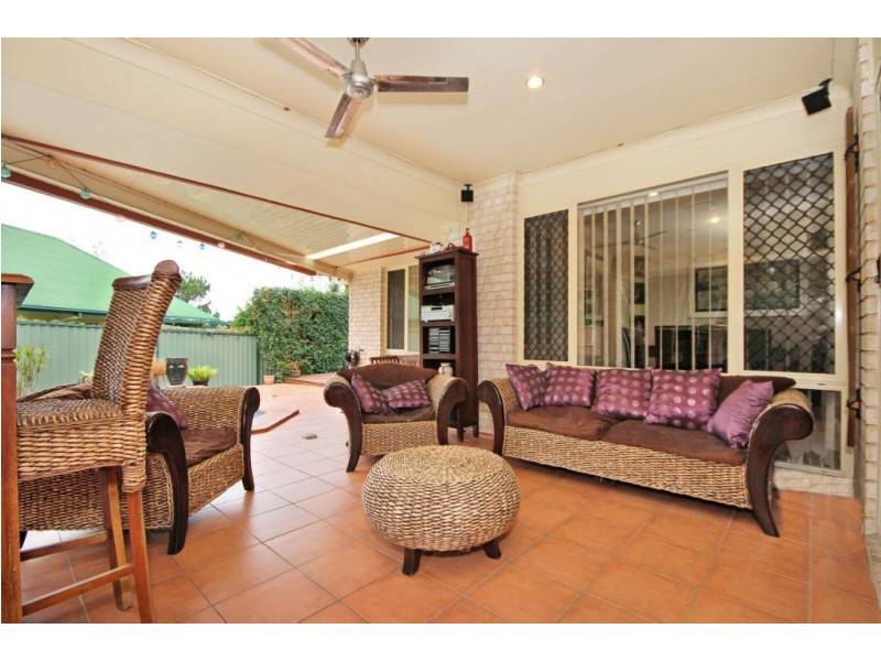 4 McLachlan Avenue, Mudgeeraba QLD 4213