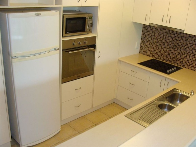 3/6 Garden St, Southport QLD 4215