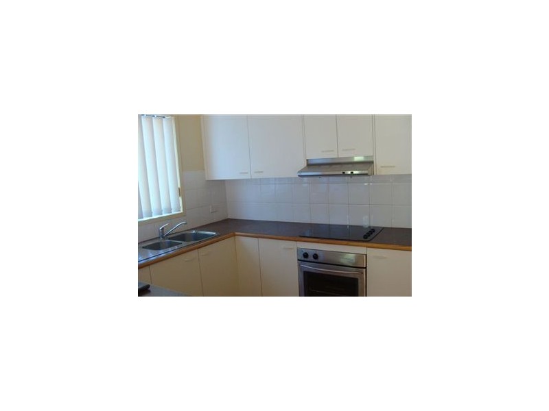 5/118 Ridgeway Avenue, Southport QLD 4215