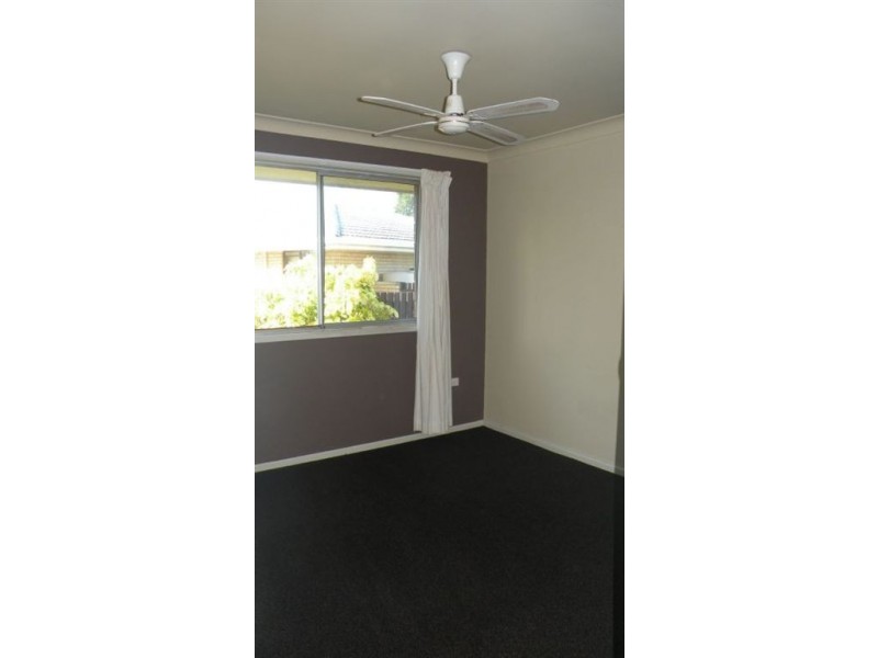 12 Aroona Avenue, Broadbeach Waters QLD 4218