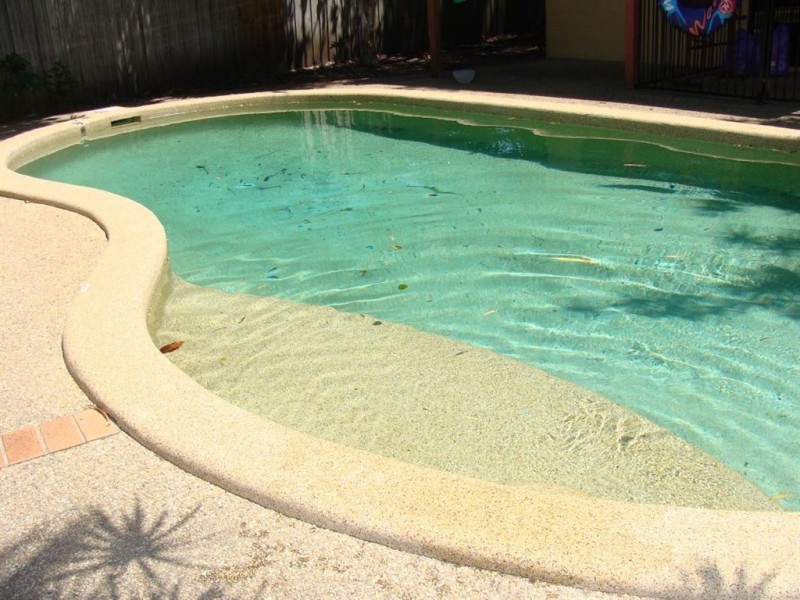 11 Nevenia Street, Southport QLD 4215