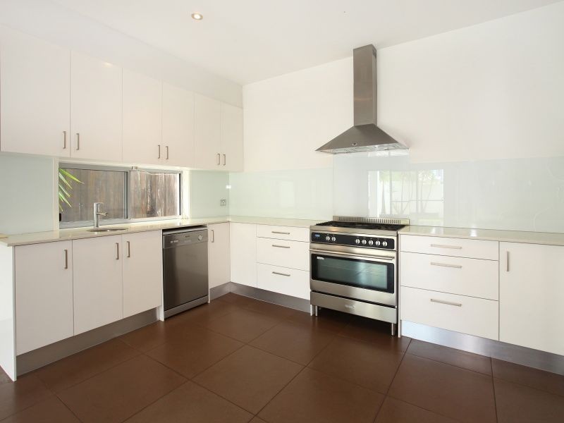 44 Meron Street, Southport QLD 4215