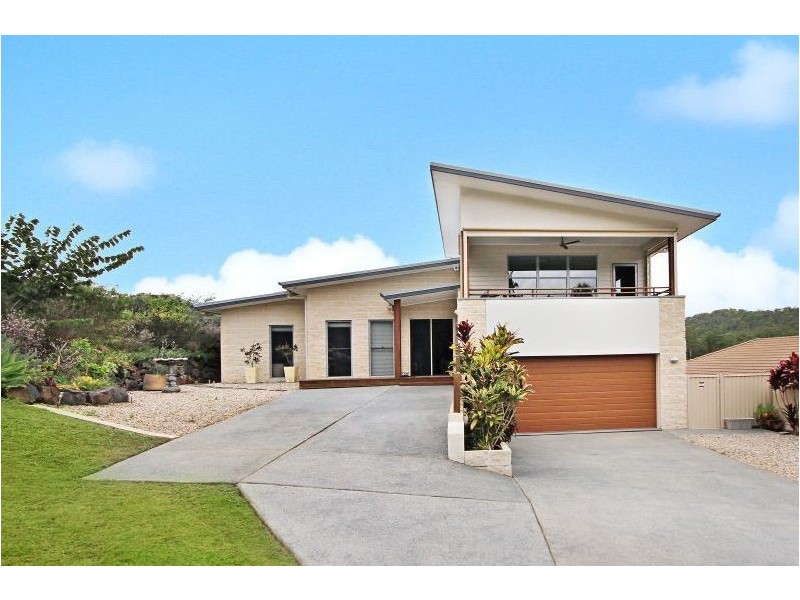 23 Emerson Drive, Bonogin QLD 4213