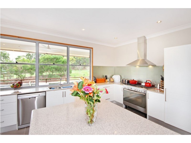 23 Emerson Drive, Bonogin QLD 4213