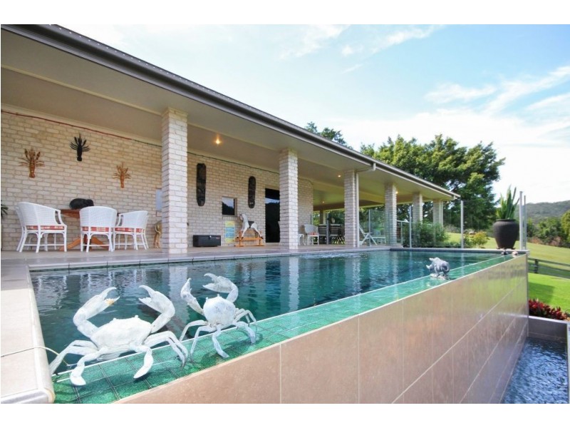 385 Bonogin Road, Bonogin QLD 4213