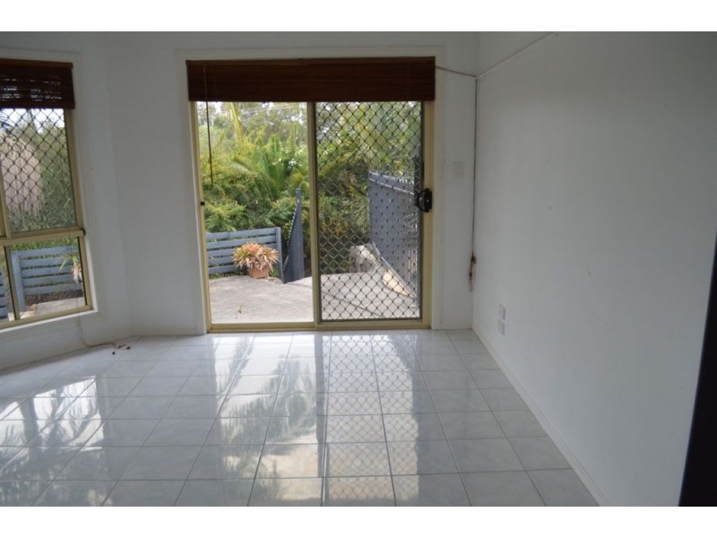 83 Paddington Drive, Carrara QLD 4211