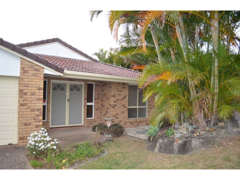 83 Paddington Drive, Carrara QLD 4211