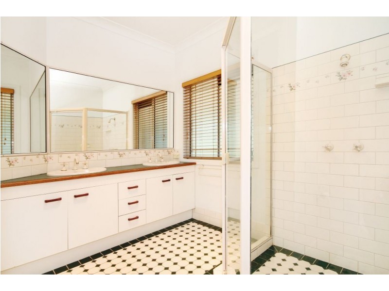 235 Carrington Road, Bonogin QLD 4213