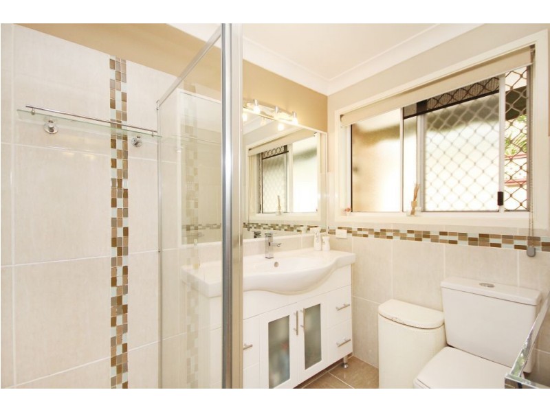 16 Bendigo Crescent, Tallai QLD 4213