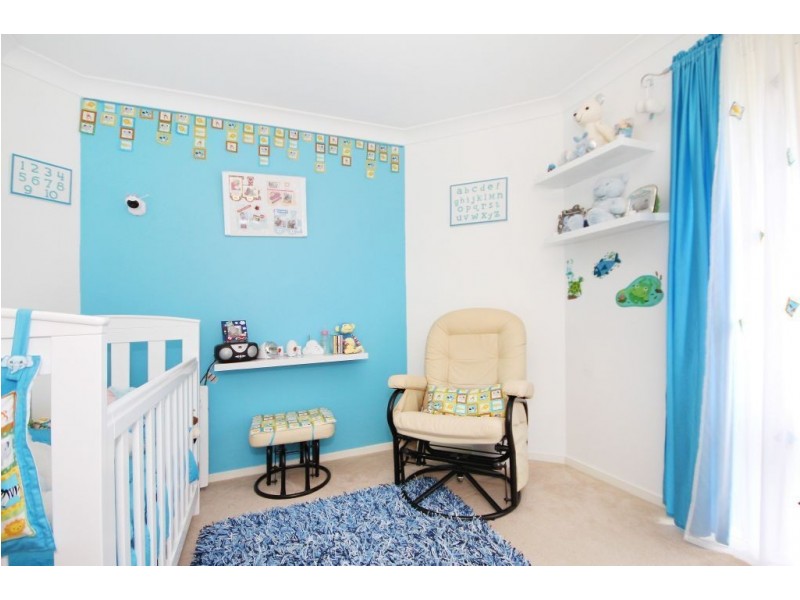 16 Bendigo Crescent, Tallai QLD 4213