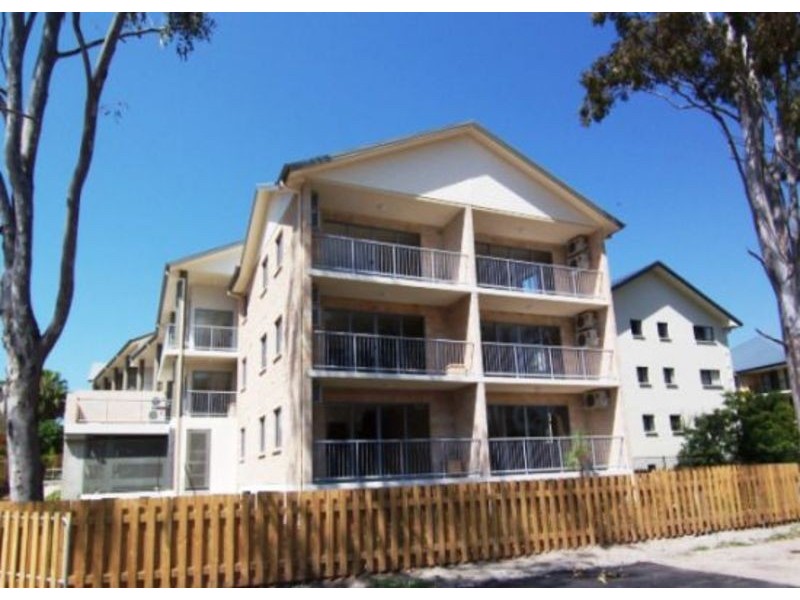 8/148 High Street, Southport QLD 4215