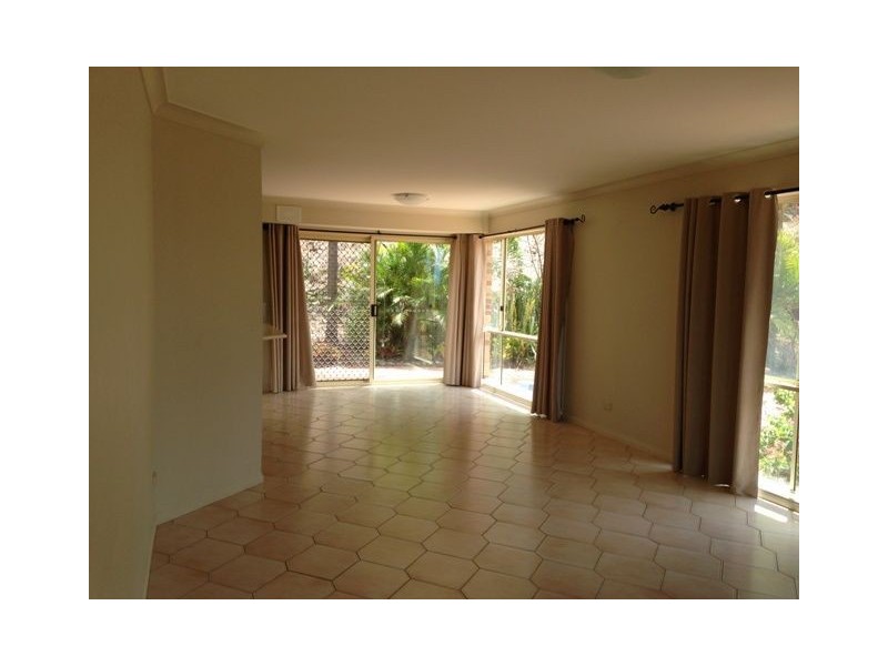 25 Jakes Way, Worongary QLD 4213