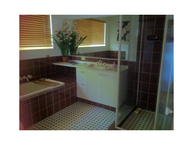 25 Jakes Way, Worongary QLD 4213