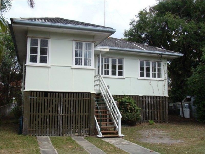 30 Lather Street, Southport QLD 4215