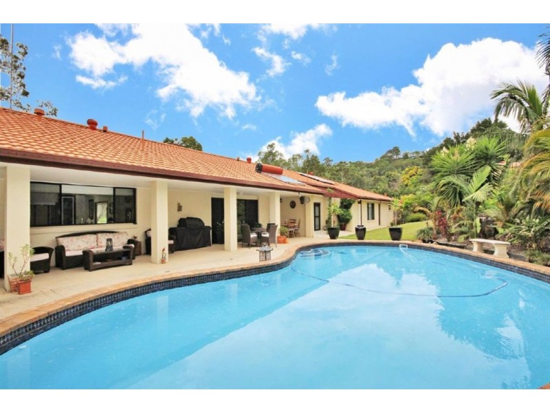 12 Baron Court, Tallai QLD 4213