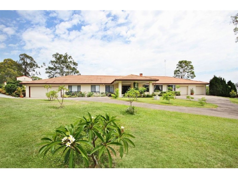 12 Baron Court, Tallai QLD 4213