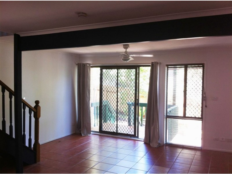 2/9 Martin Street, Nerang QLD 4211