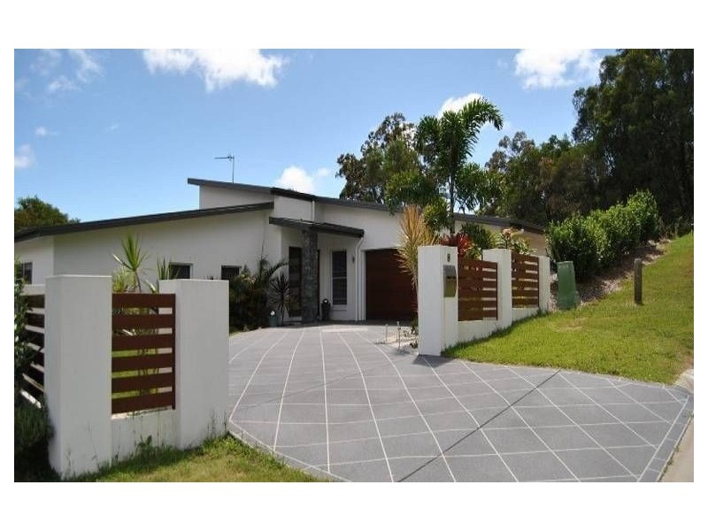 8 Curtis Court, Mudgeeraba QLD 4213