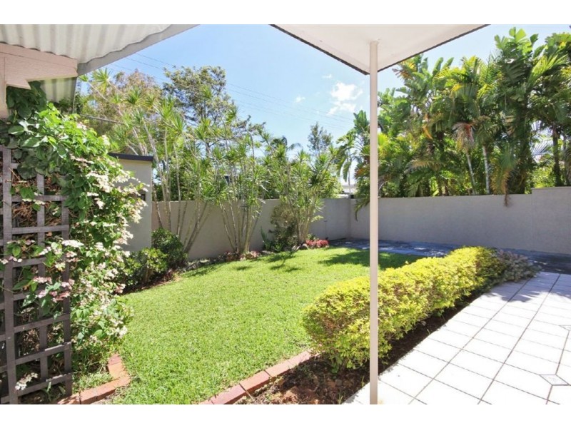 34 Coogeen Street, Bundall QLD 4217