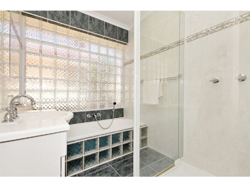 34 Coogeen Street, Bundall QLD 4217