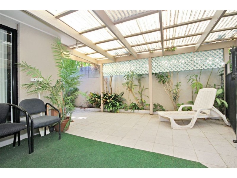 34 Coogeen Street, Bundall QLD 4217