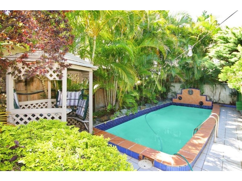 34 Coogeen Street, Bundall QLD 4217