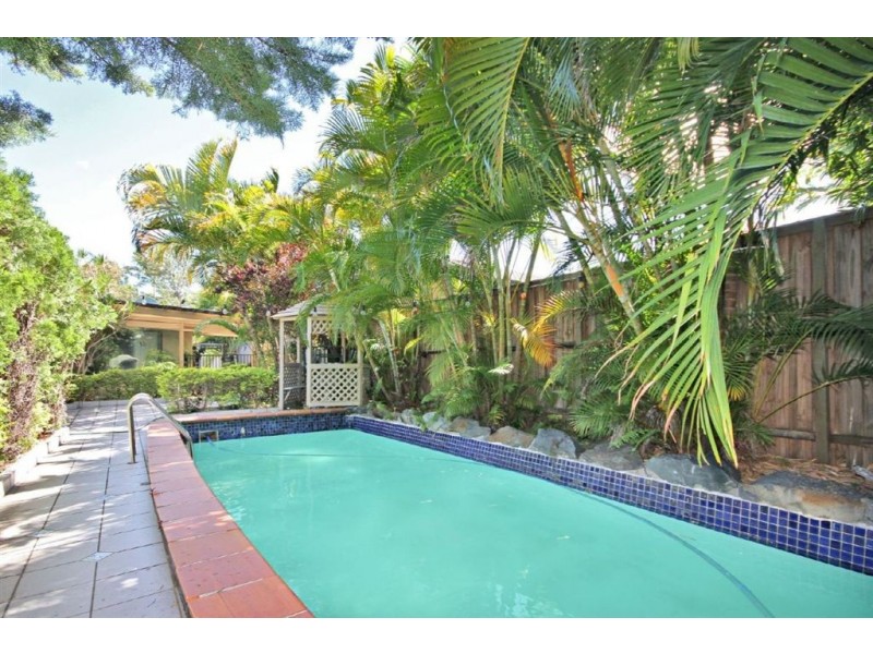 34 Coogeen Street, Bundall QLD 4217