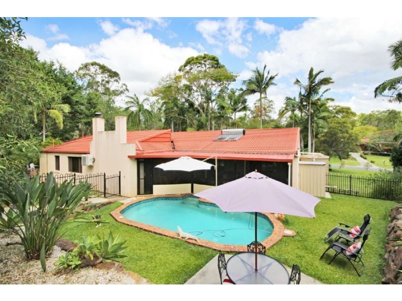 24 Gunsynd Drive, Mudgeeraba QLD 4213