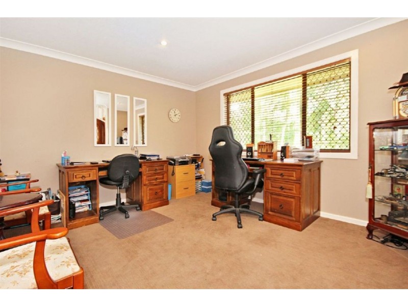 24 Gunsynd Drive, Mudgeeraba QLD 4213