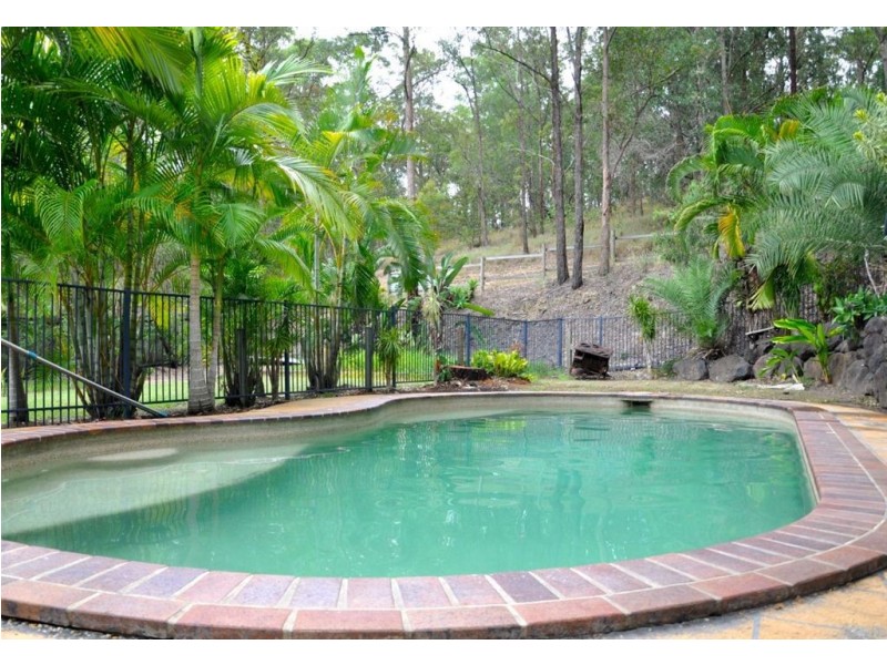 10 Eclipse Court, Mudgeeraba QLD 4213