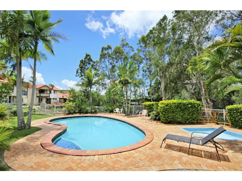 4/51 Cottesloe Drive, Robina QLD 4226