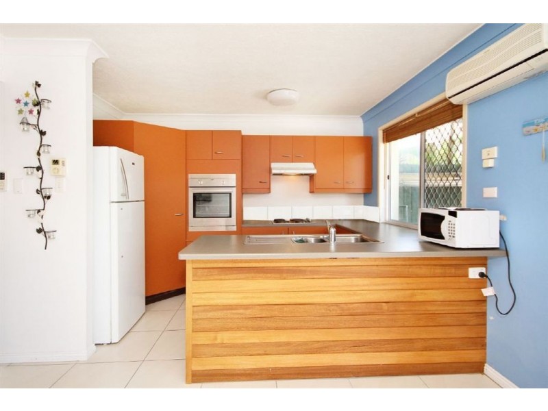 4/51 Cottesloe Drive, Robina QLD 4226