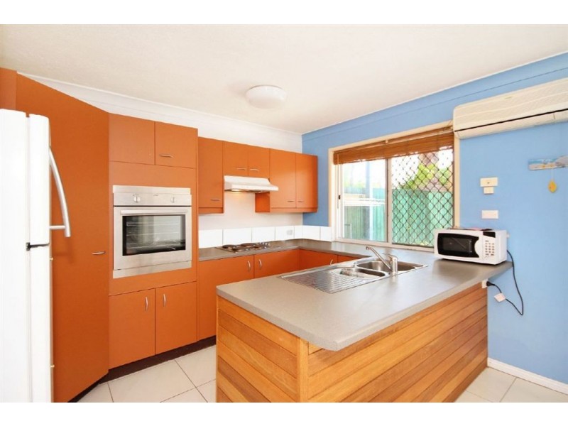 4/51 Cottesloe Drive, Robina QLD 4226