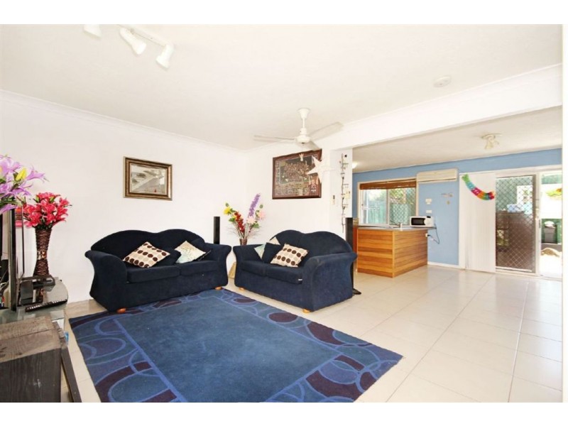 4/51 Cottesloe Drive, Robina QLD 4226